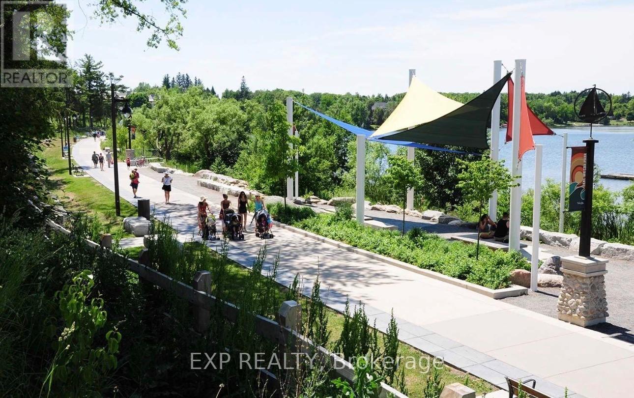 Lower - 127 Anchusa Drive, Richmond Hill, Ontario  L4E 1C5 - Photo 13 - N12715604