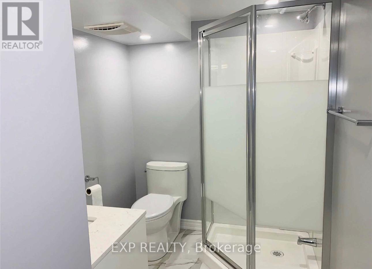 Lower - 127 Anchusa Drive, Richmond Hill, Ontario  L4E 1C5 - Photo 8 - N12715604