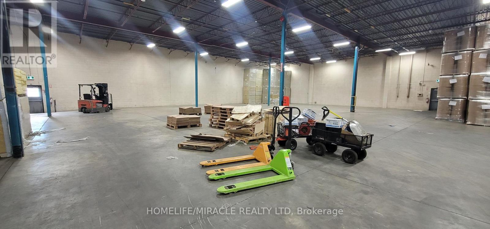 1 - 610 Hanlan Road, Vaughan, Ontario  L4L 4Y1 - Photo 8 - N12715624