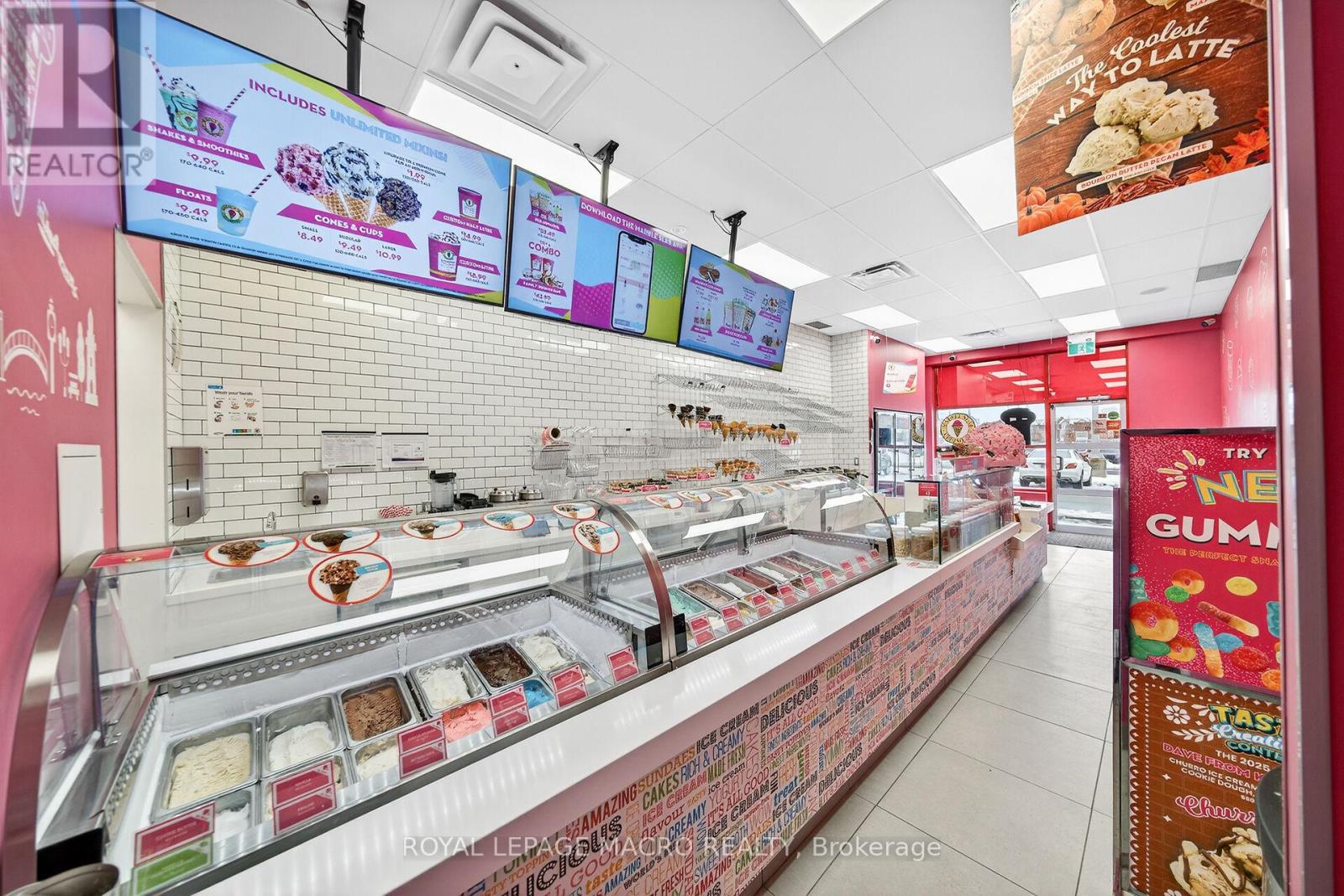 D9 - 380 Dundas Street E, Oakville, Ontario  L6H 6Z9 - Photo 9 - W12715074