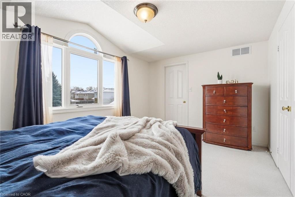 551 Chesapeake Crescent, Waterloo, Ontario  N2K 4G2 - Photo 15 - 40798427