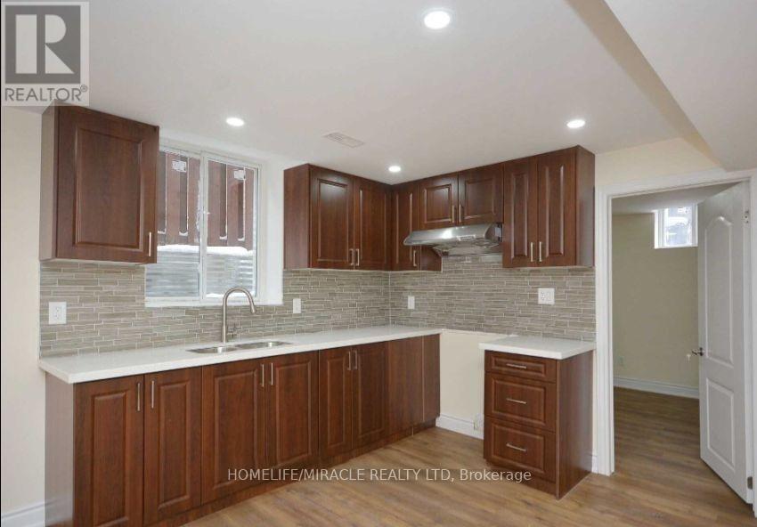 Bsmt - 833 Mays Crescent, Mississauga, Ontario  L5V 2G6 - Photo 13 - W12715580