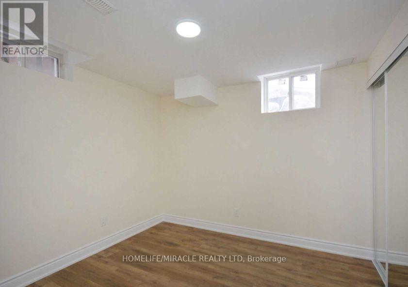 Bsmt - 833 Mays Crescent, Mississauga, Ontario  L5V 2G6 - Photo 21 - W12715580