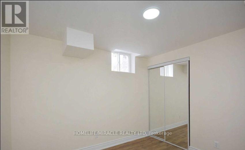 Bsmt - 833 Mays Crescent, Mississauga, Ontario  L5V 2G6 - Photo 22 - W12715580