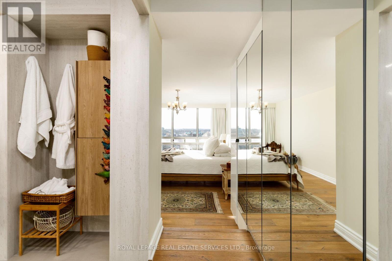 1401 - 2180 Marine Drive, Oakville, Ontario  L6L 5V2 - Photo 26 - W12715582