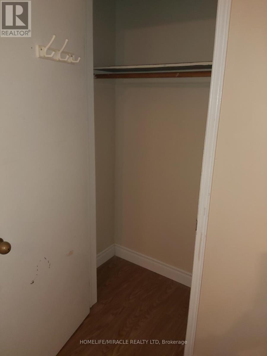 154 Torrance Wood, Brampton, Ontario  L6Y 4K2 - Photo 7 - W12715602