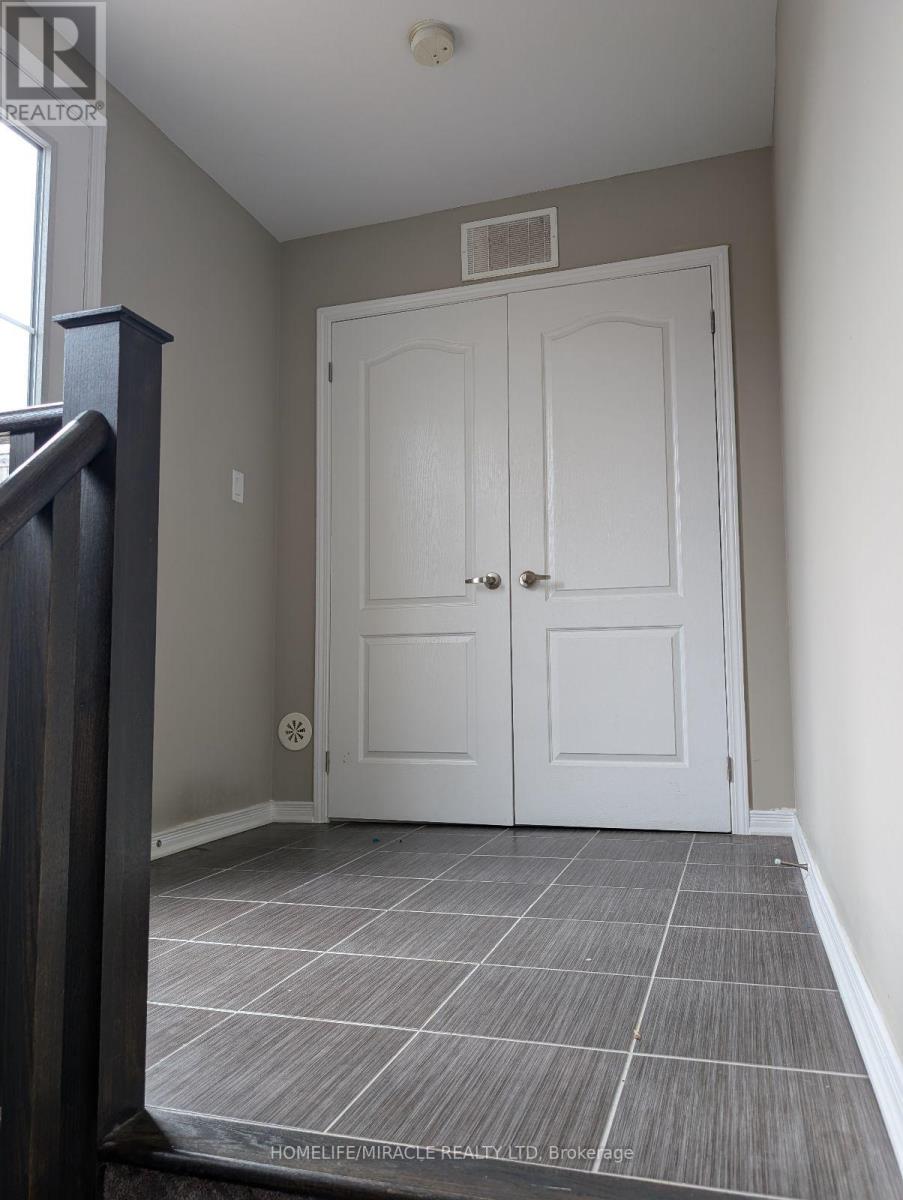 69 - 2441 Greenwich Drive, Oakville, Ontario  L6M 0S4 - Photo 10 - W12715612