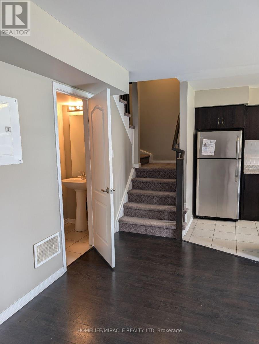 69 - 2441 Greenwich Drive, Oakville, Ontario  L6M 0S4 - Photo 5 - W12715612