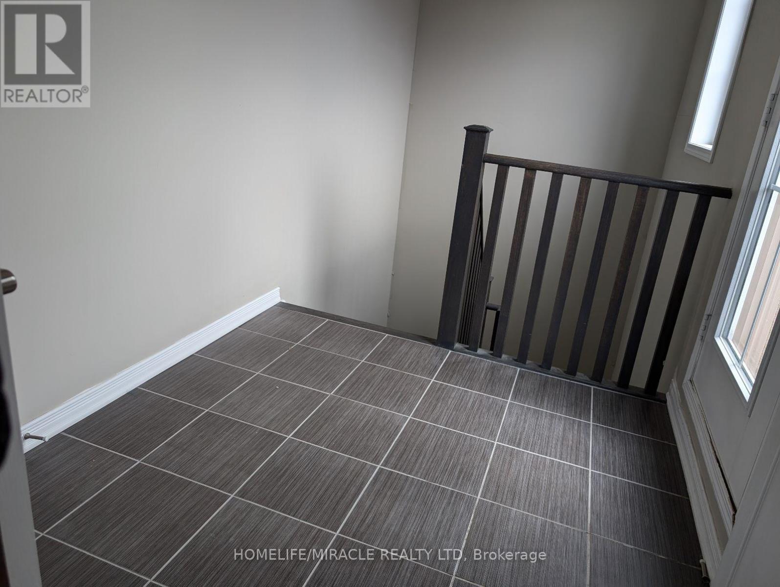 69 - 2441 Greenwich Drive, Oakville, Ontario  L6M 0S4 - Photo 6 - W12715612