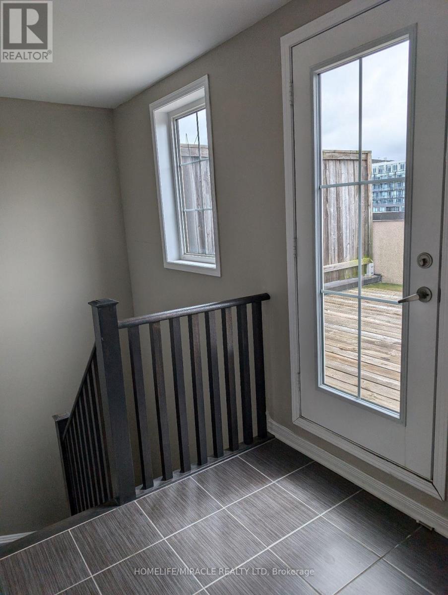 69 - 2441 Greenwich Drive, Oakville, Ontario  L6M 0S4 - Photo 9 - W12715612