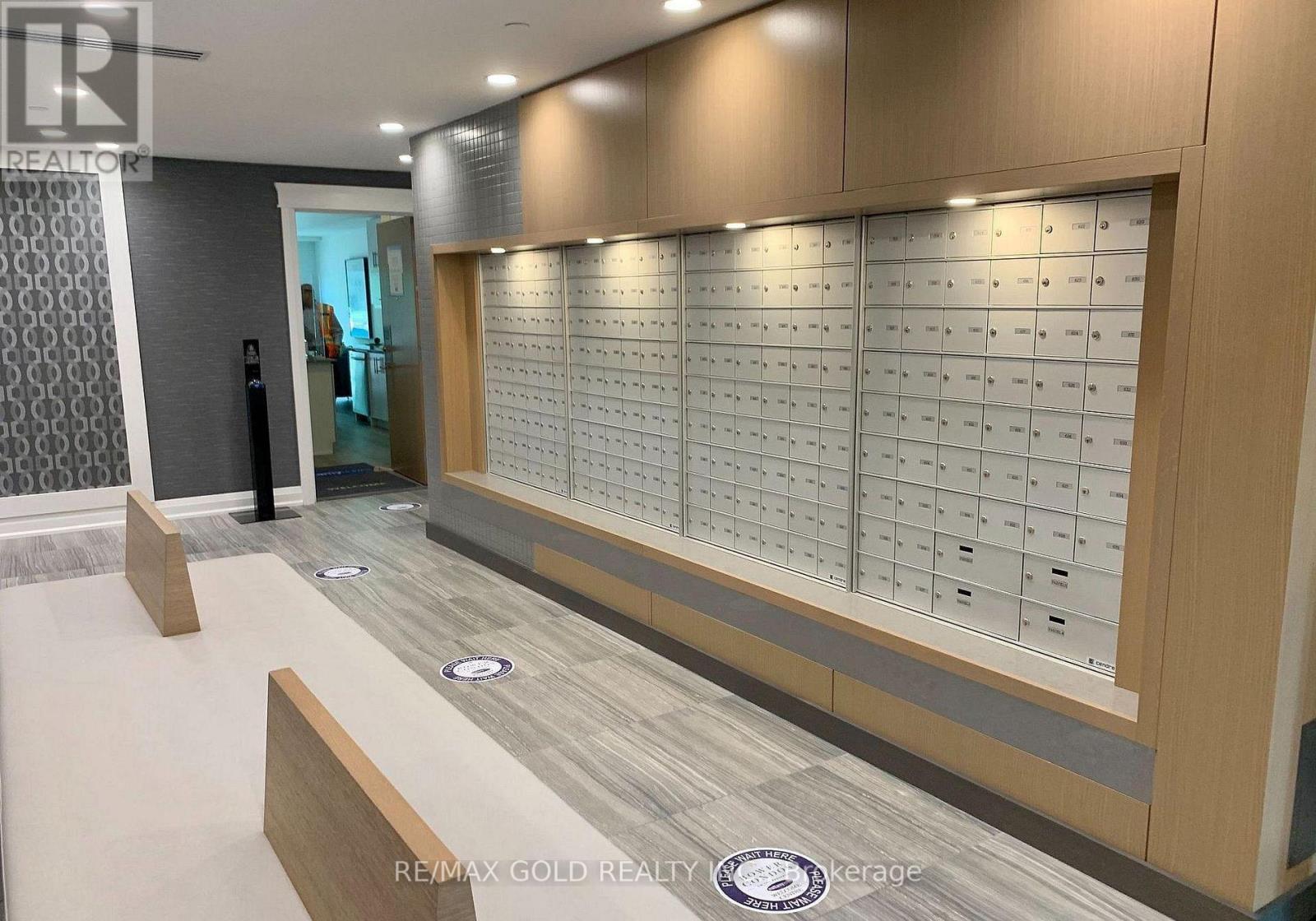 608 - 128 Grovewood Common, Oakville, Ontario  L6H 0X3 - Photo 7 - W12715620