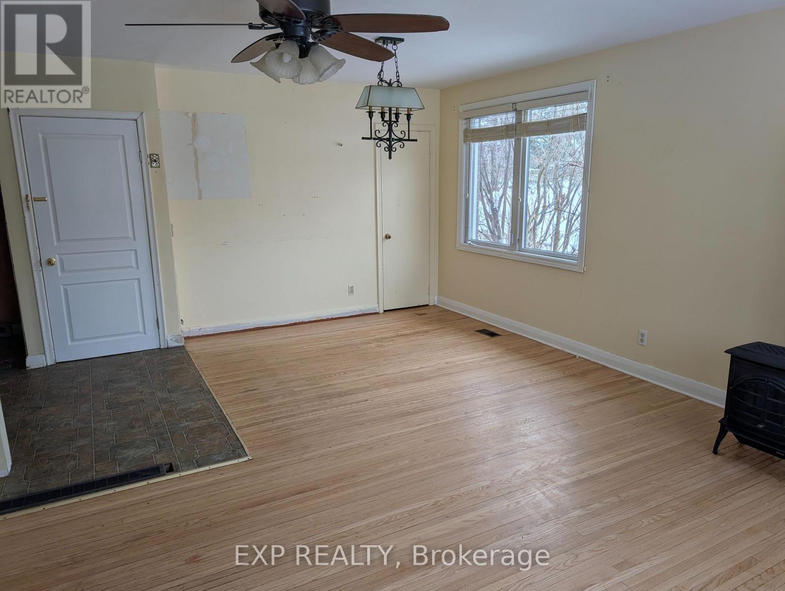 103 Bridge Street, Selwyn, Ontario  K0L 2H0 - Photo 7 - X12715556