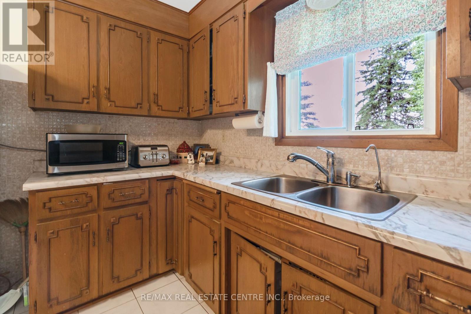 5183 First Line, Erin, Ontario  L7J 2L9 - Photo 13 - X12715570