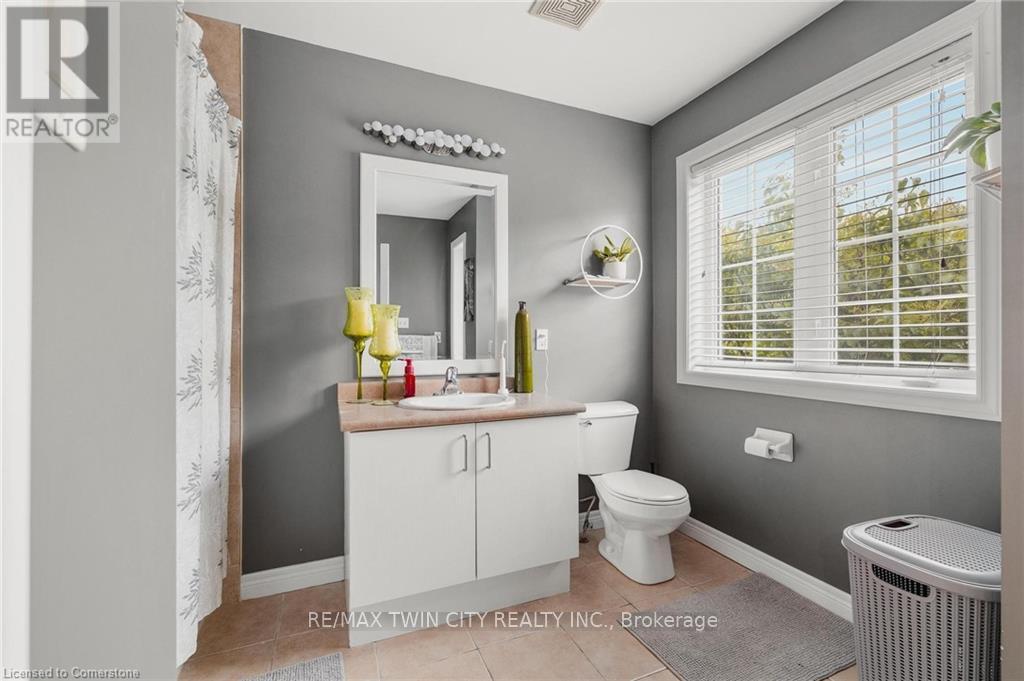 72 - 250 Ainsle Street S, Cambridge, Ontario  N1R 8P8 - Photo 14 - X12715606