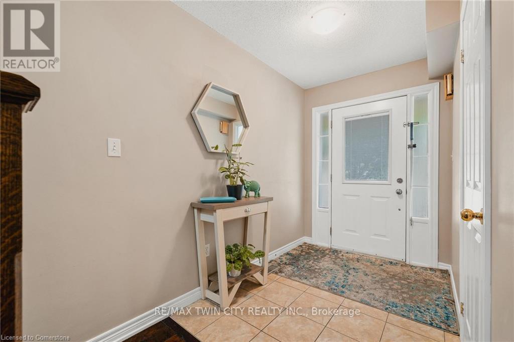 72 - 250 Ainsle Street S, Cambridge, Ontario  N1R 8P8 - Photo 23 - X12715606