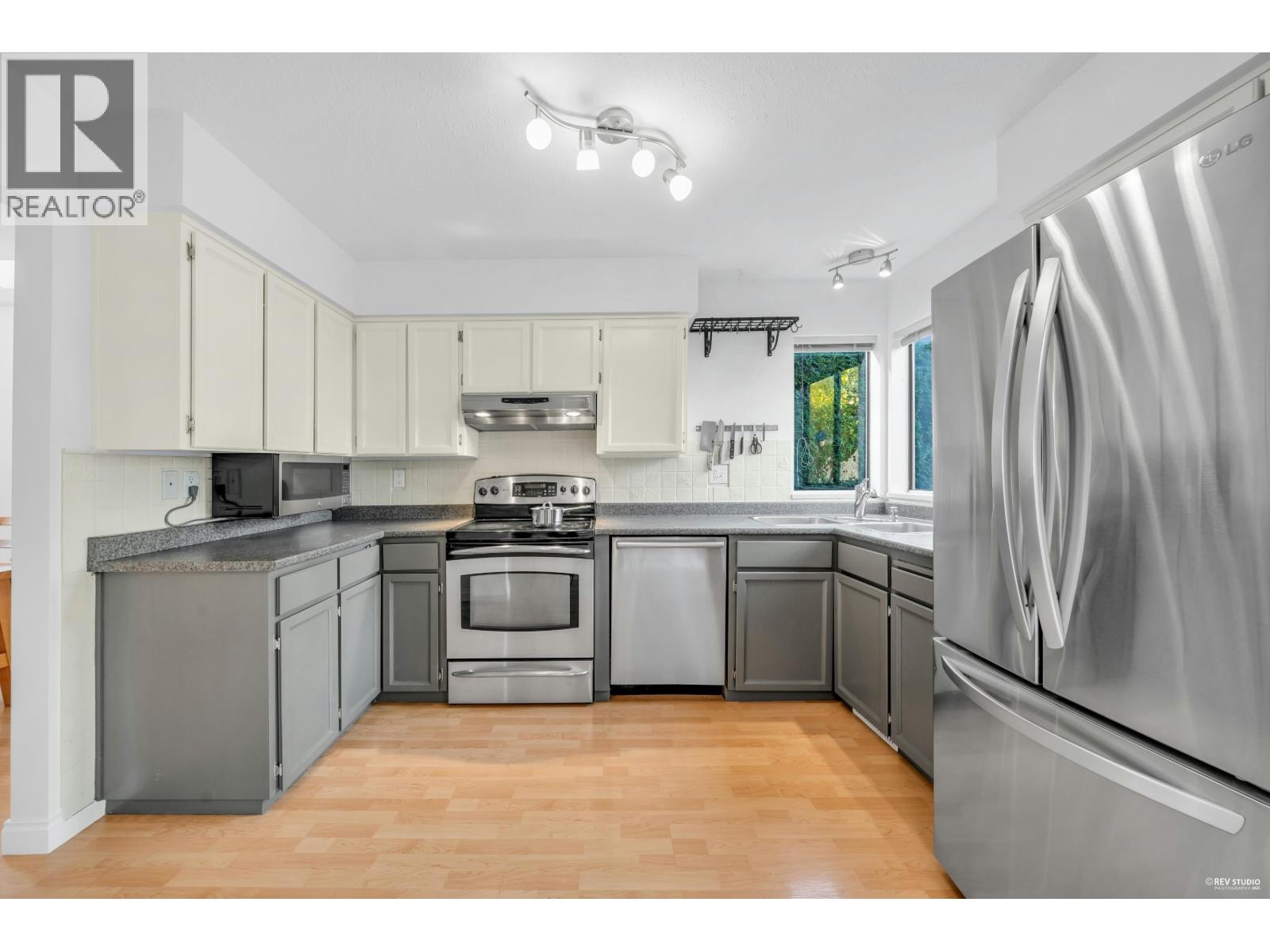 252 E 21st Street, North Vancouver, British Columbia  V7L 3B6 - Photo 13 - R3081591