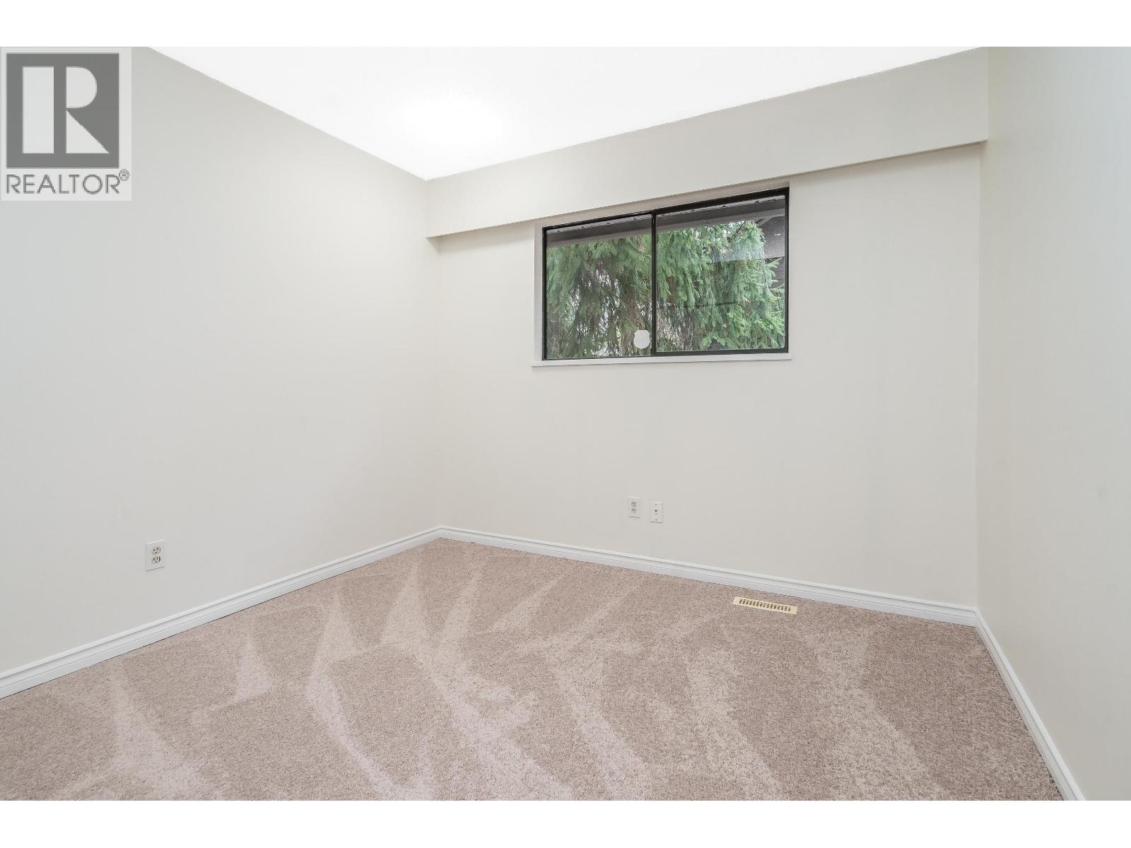 3924 Victoria Place, Port Coquitlam, British Columbia  V3B 5M1 - Photo 16 - R3063343