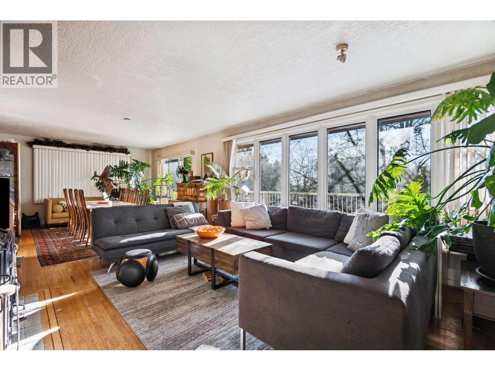 840 Austin Avenue, Coquitlam, British Columbia  V3K 3N3 - Photo 8 - R3080654