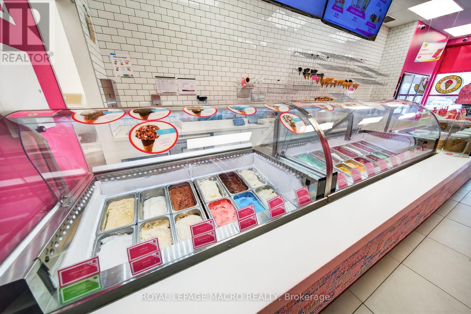 D9 - 380 Dundas Street E, Oakville, Ontario  L6H 6Z9 - Photo 11 - W12715074