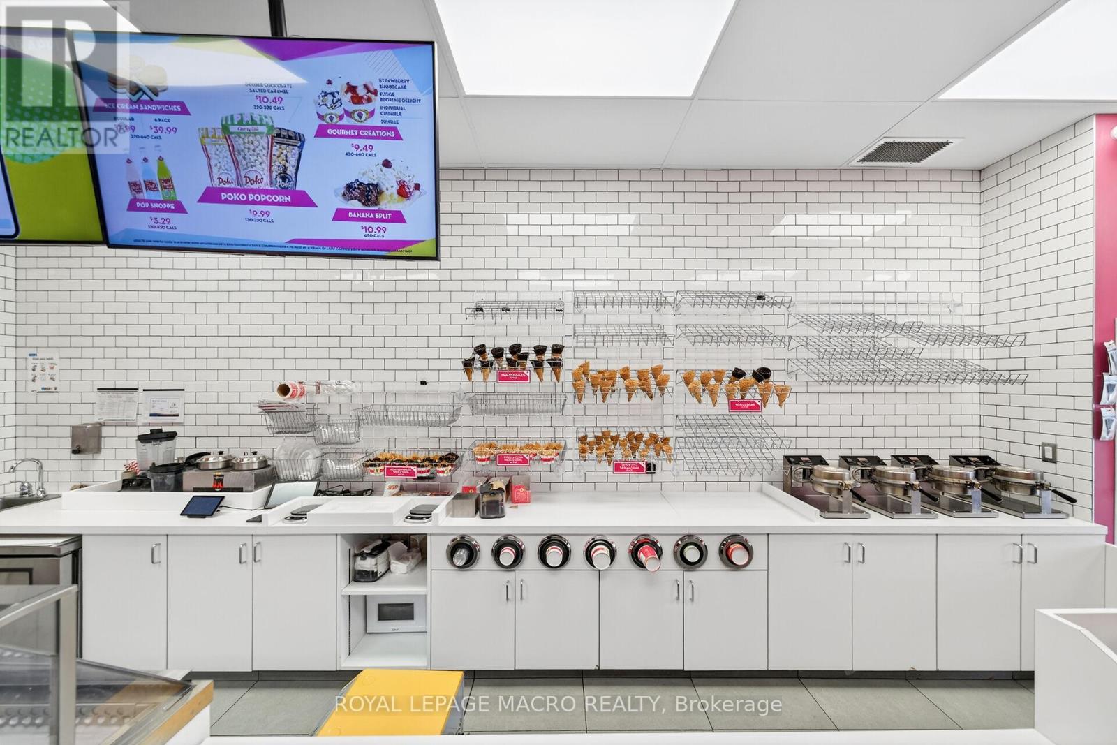 D9 - 380 Dundas Street E, Oakville, Ontario  L6H 6Z9 - Photo 20 - W12715074