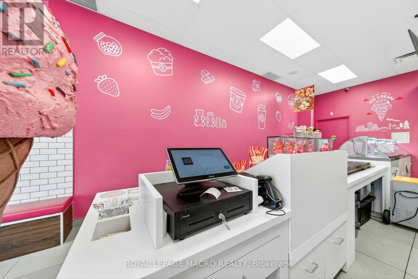 D9 - 380 Dundas Street E, Oakville, Ontario  L6H 6Z9 - Photo 19 - W12715074