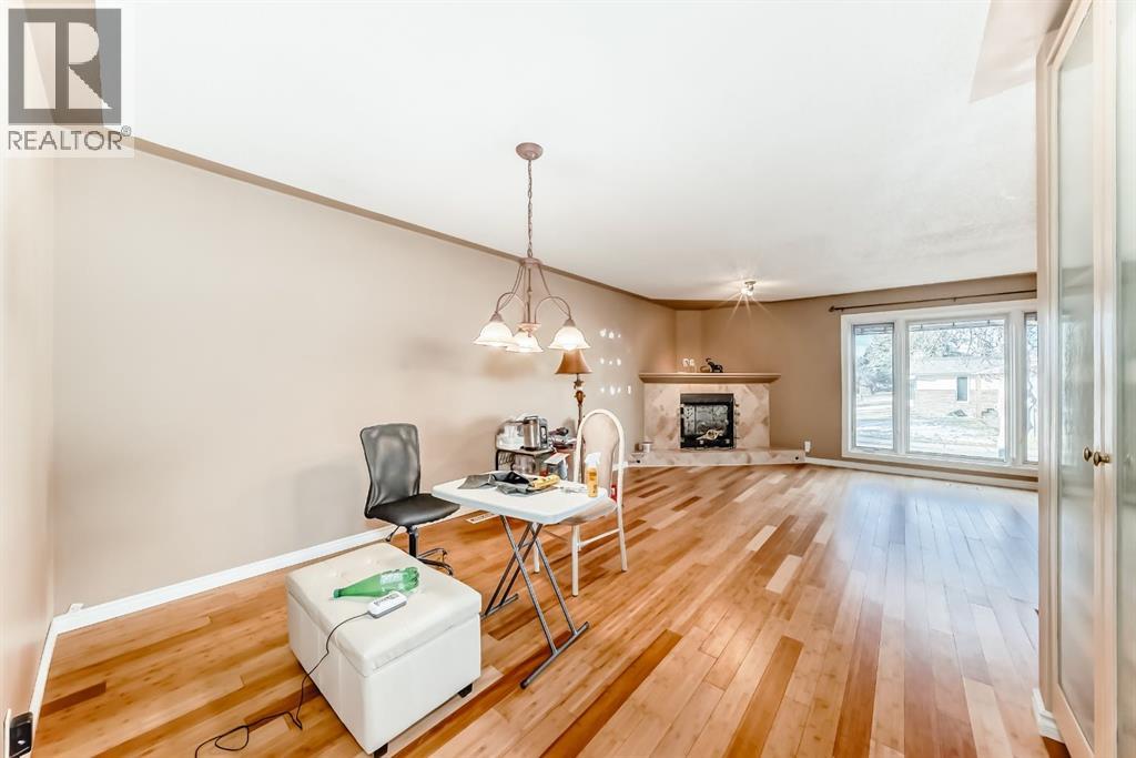 274 Templeview Way Ne, Calgary, Alberta  T1Y 3Y9 - Photo 10 - A2270298