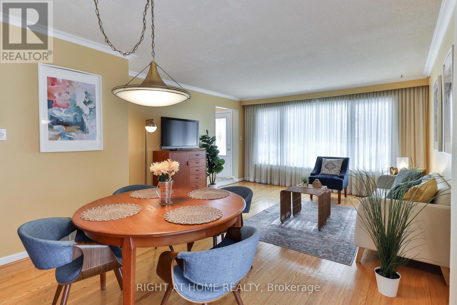 220 Homewood Avenue, Toronto, Ontario  M2M 1K6 - Photo 2 - C12702976