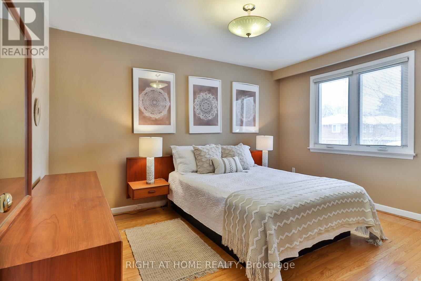 220 Homewood Avenue, Toronto, Ontario  M2M 1K6 - Photo 9 - C12702976