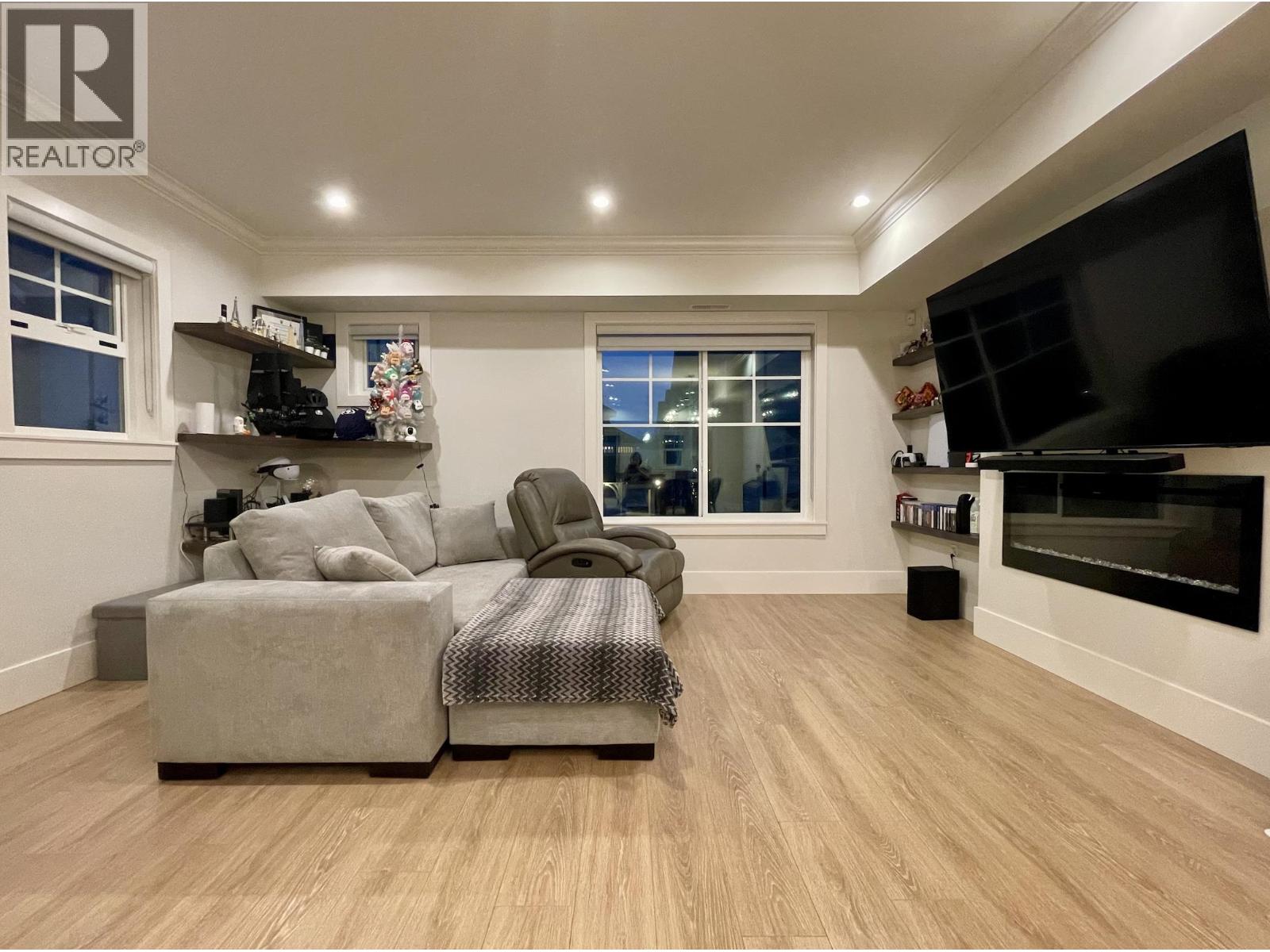 7 9211 Mckim Way, Richmond, British Columbia  V6X 4A5 - Photo 1 - R3081212