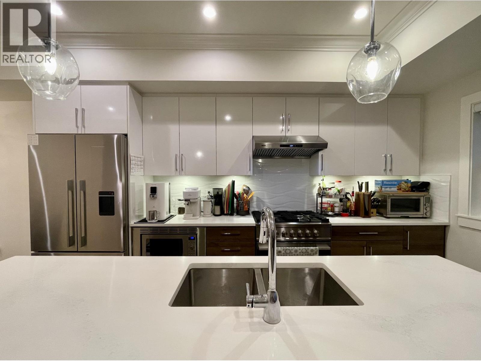 7 9211 Mckim Way, Richmond, British Columbia  V6X 4A5 - Photo 2 - R3081212