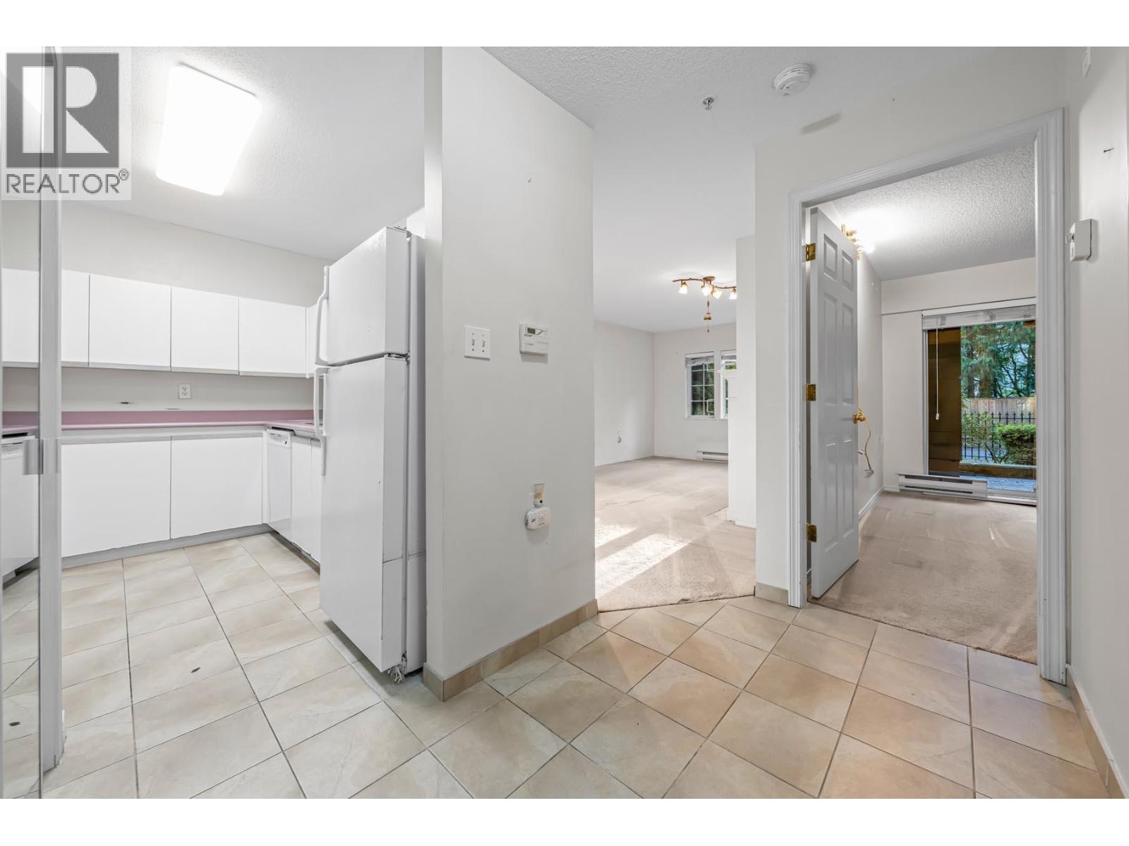 111 55 Blackberry Drive, New Westminster, British Columbia  V3L 5S7 - Photo 3 - R3081570