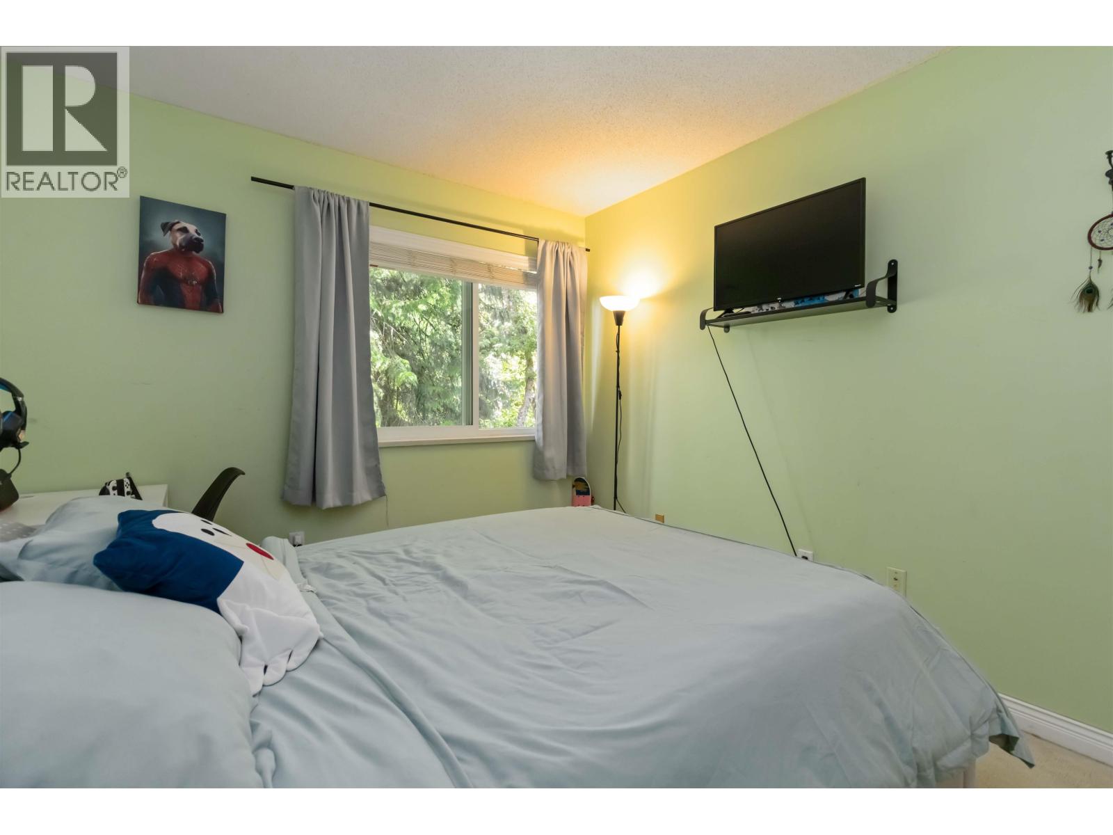 8187 Forest Grove Drive, Burnaby, British Columbia  V5A 4H5 - Photo 15 - R3081665