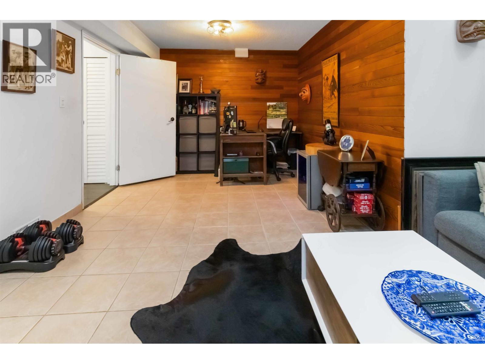 8187 Forest Grove Drive, Burnaby, British Columbia  V5A 4H5 - Photo 28 - R3081665