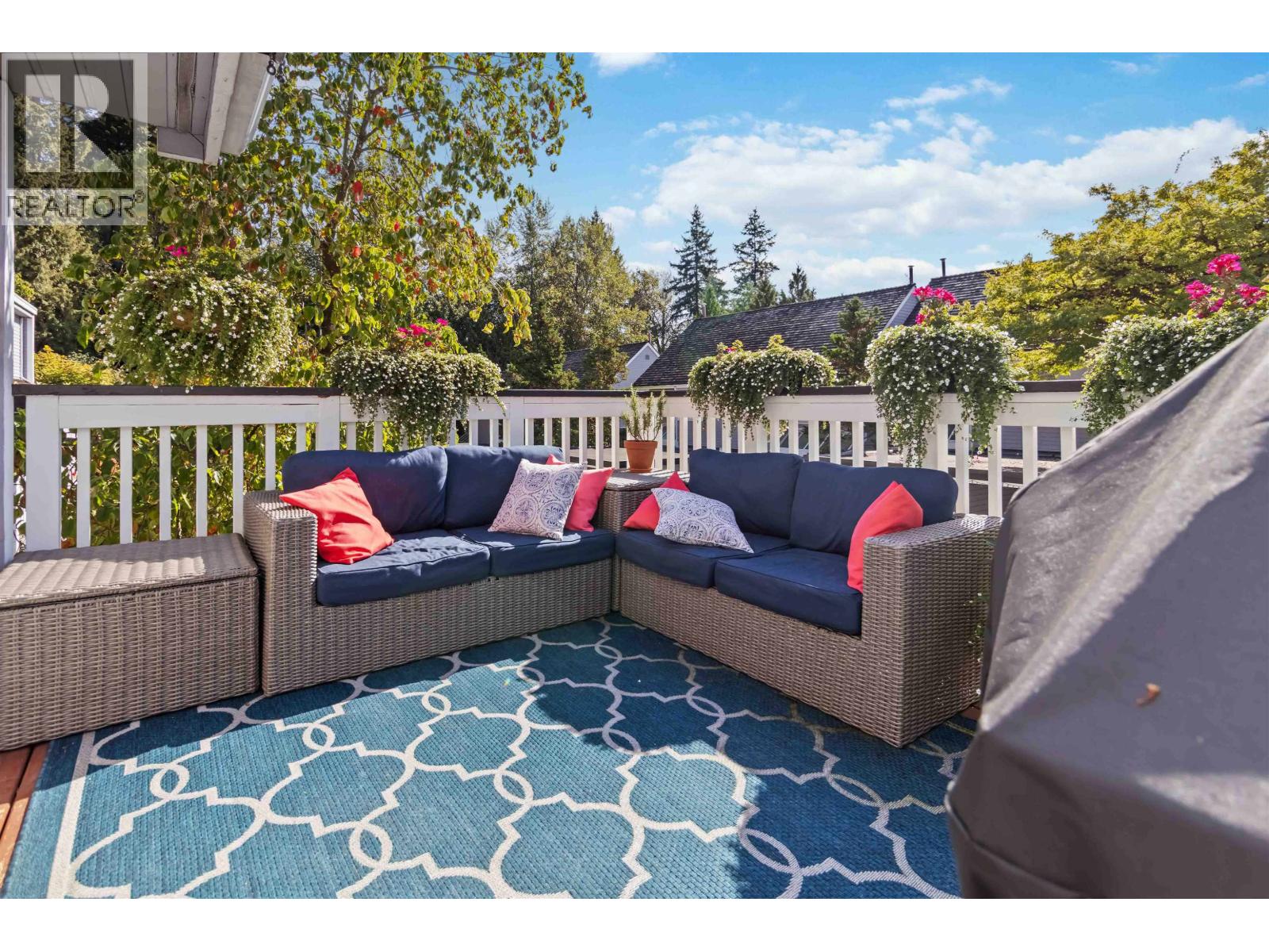 8187 Forest Grove Drive, Burnaby, British Columbia  V5A 4H5 - Photo 30 - R3081665