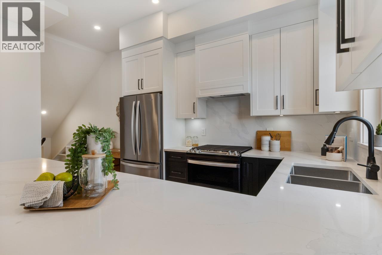 104 235 Lebleu Street, Coquitlam, British Columbia  V3K 4L7 - Photo 12 - R3081681