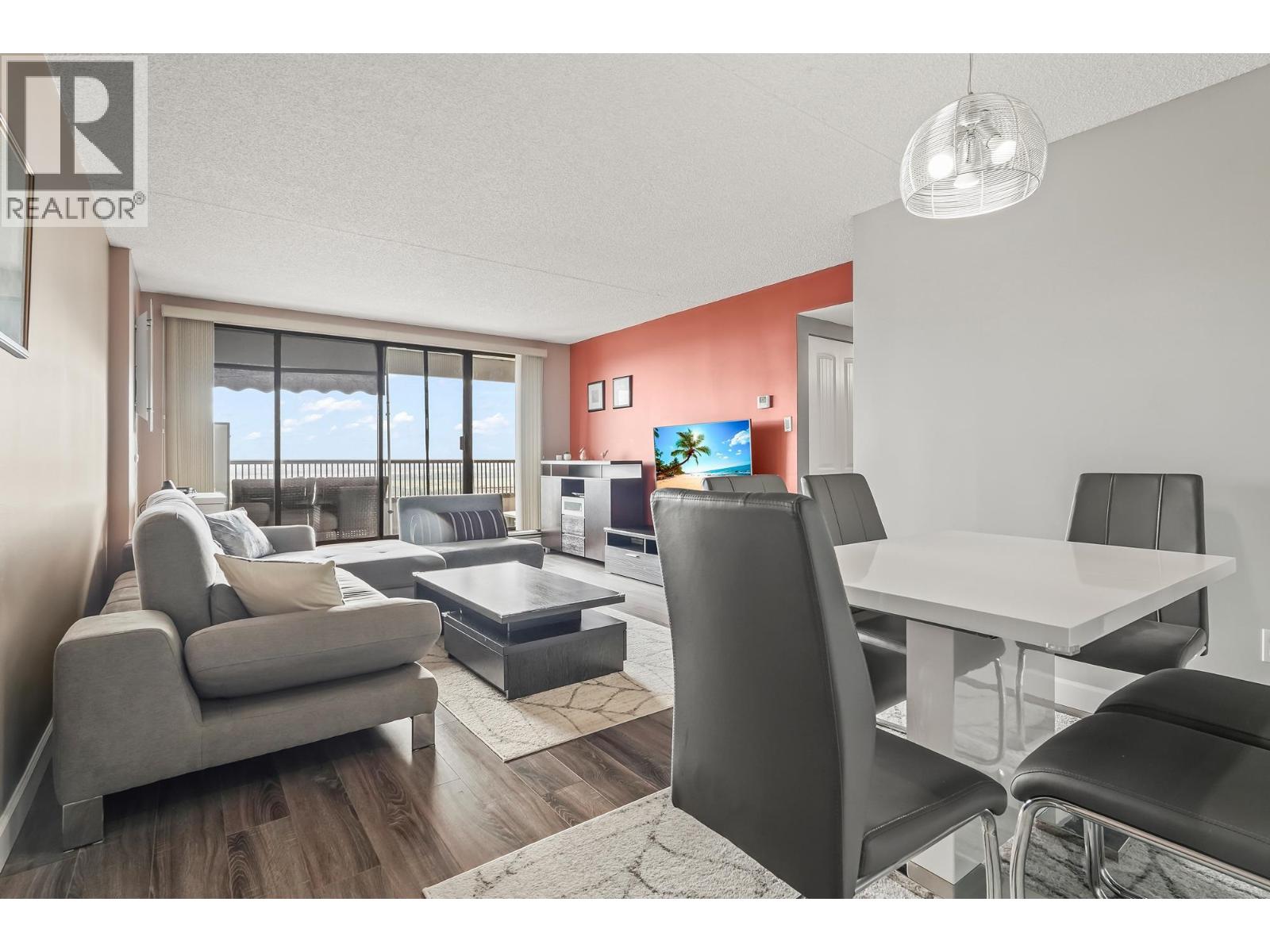 1607 6595 Willingdon Avenue, Burnaby, British Columbia  V5H 4E5 - Photo 8 - R3081682