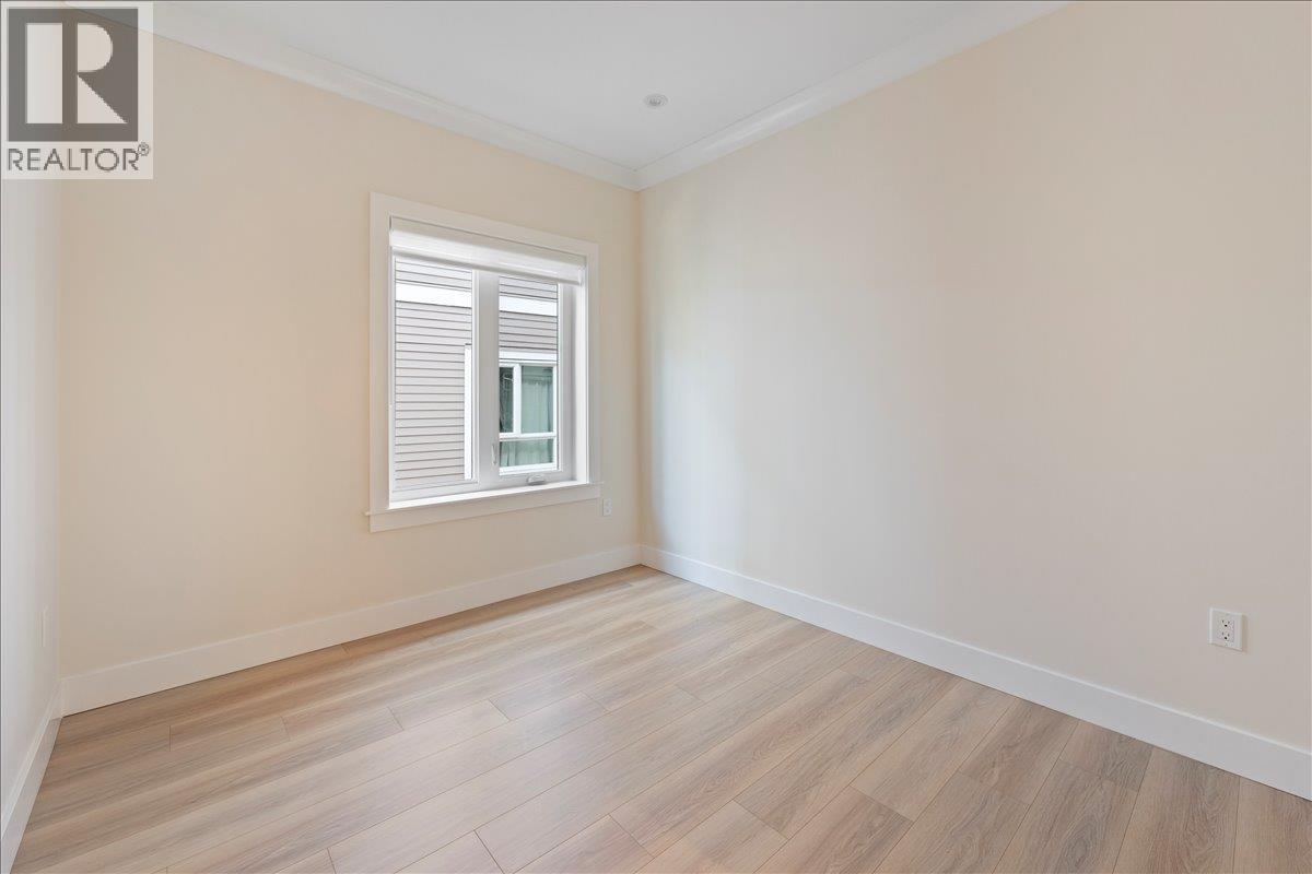 4854 Slocan Street, Vancouver, British Columbia  V5R 2A3 - Photo 11 - R3081710