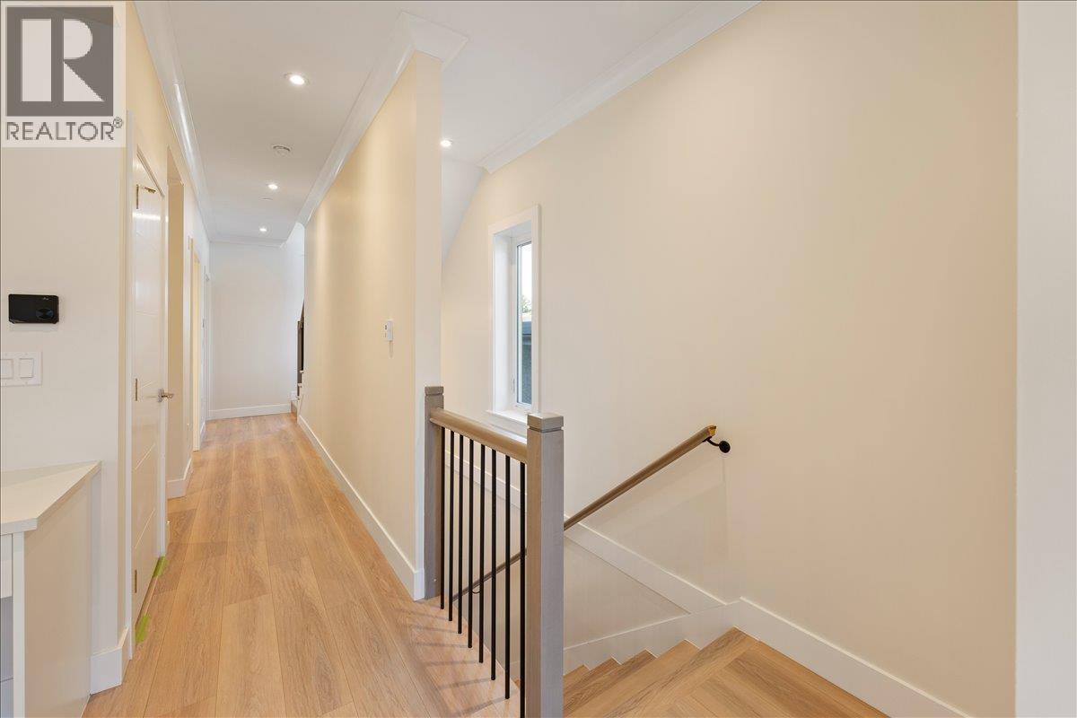 4854 Slocan Street, Vancouver, British Columbia  V5R 2A3 - Photo 15 - R3081710