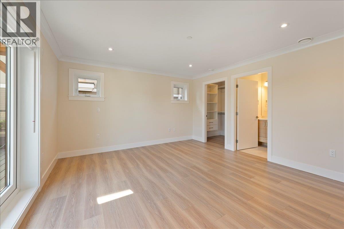 4854 Slocan Street, Vancouver, British Columbia  V5R 2A3 - Photo 19 - R3081710