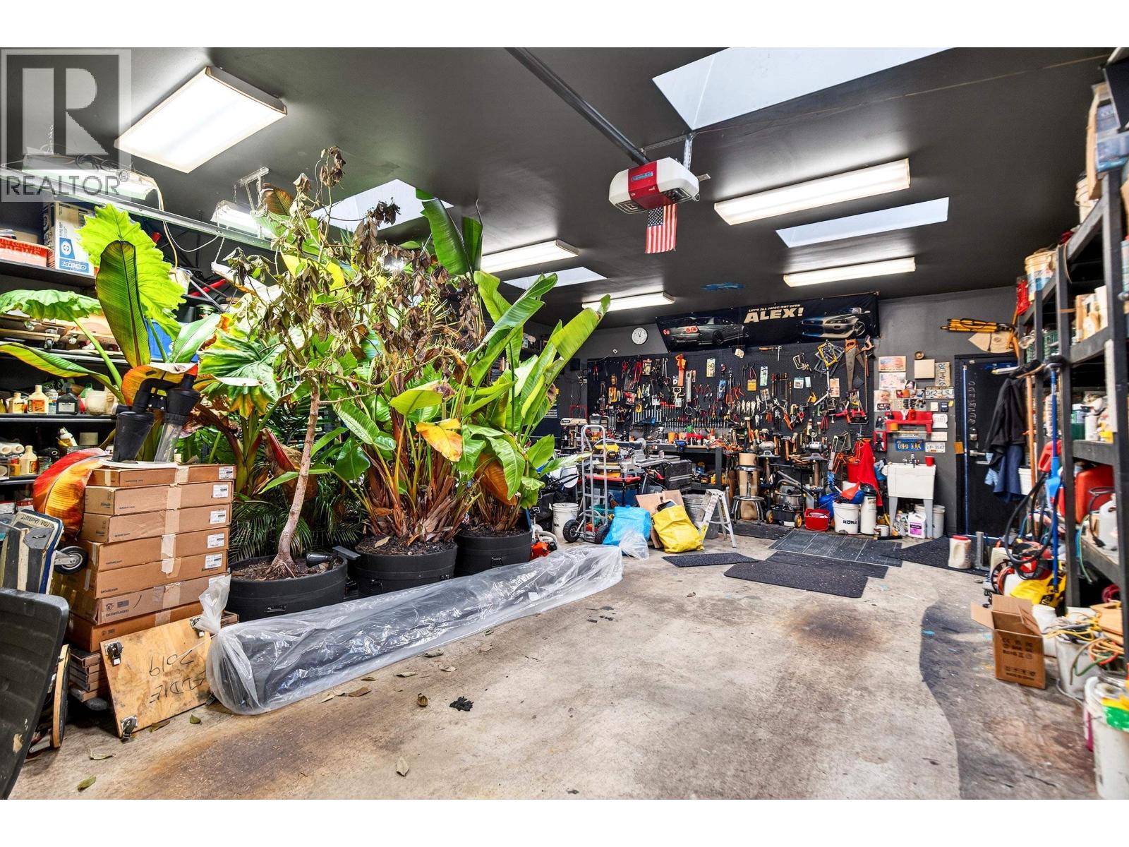 928 Stanton Avenue, Coquitlam, British Columbia  V3J 4V2 - Photo 21 - R3081670