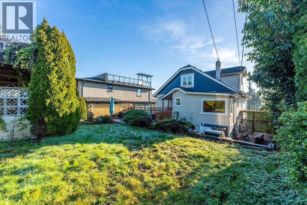 231 E Eighth Avenue, New Westminster, British Columbia  V3L 4K3 - Photo 24 - R3081680