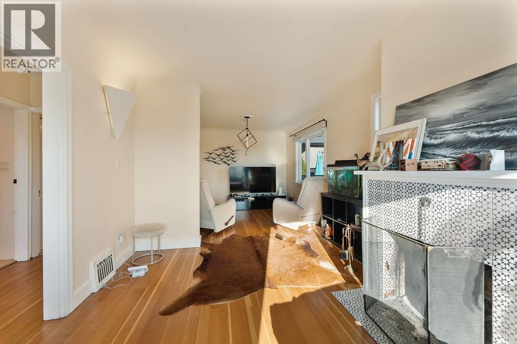 231 E Eighth Avenue, New Westminster, British Columbia  V3L 4K3 - Photo 6 - R3081680