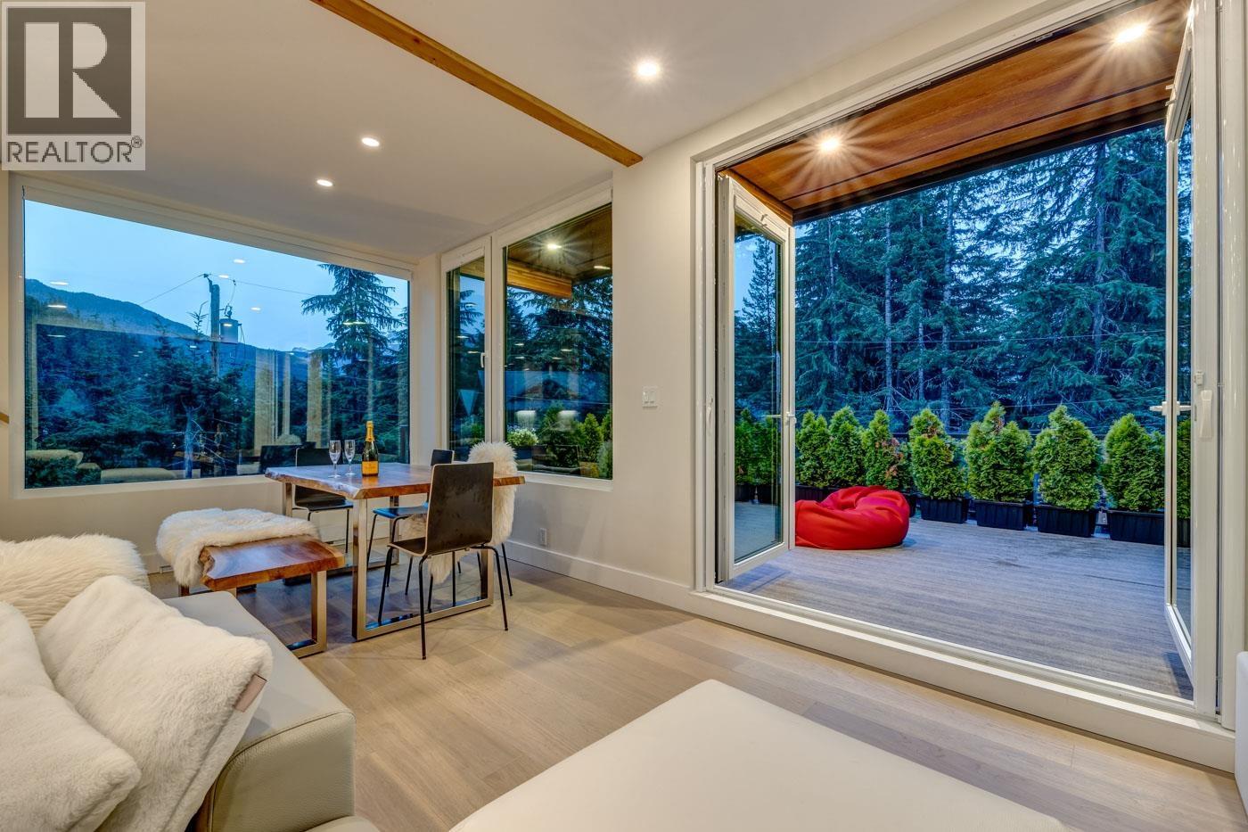 9391 Emerald Drive, Whistler, British Columbia  V8E 0G5 - Photo 10 - R3081708