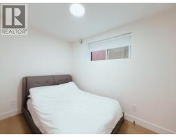 Basement 7489 17TH AVENUE, Burnaby, British Columbia