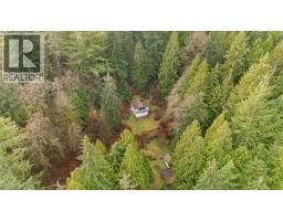 4520 LYNN VALLEY ROAD, North Vancouver, British Columbia
