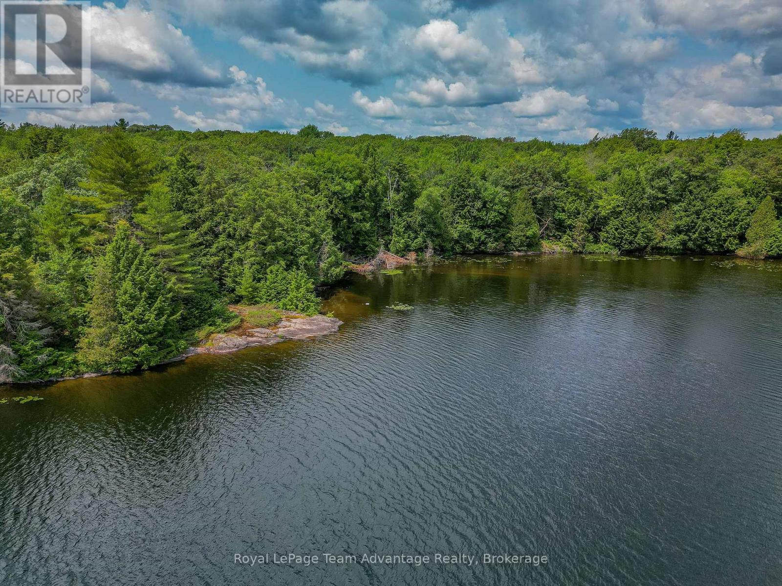 32 Christie Court, Seguin, Ontario  P2A 2W9 - Photo 4 - X12298312