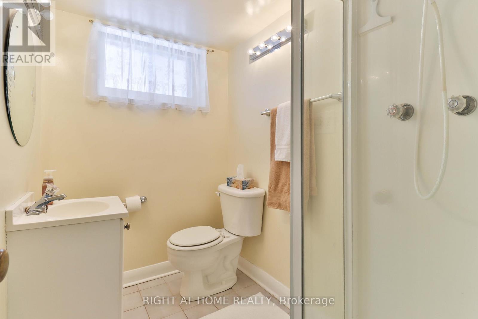 220 Homewood Avenue, Toronto, Ontario  M2M 1K6 - Photo 17 - C12702976