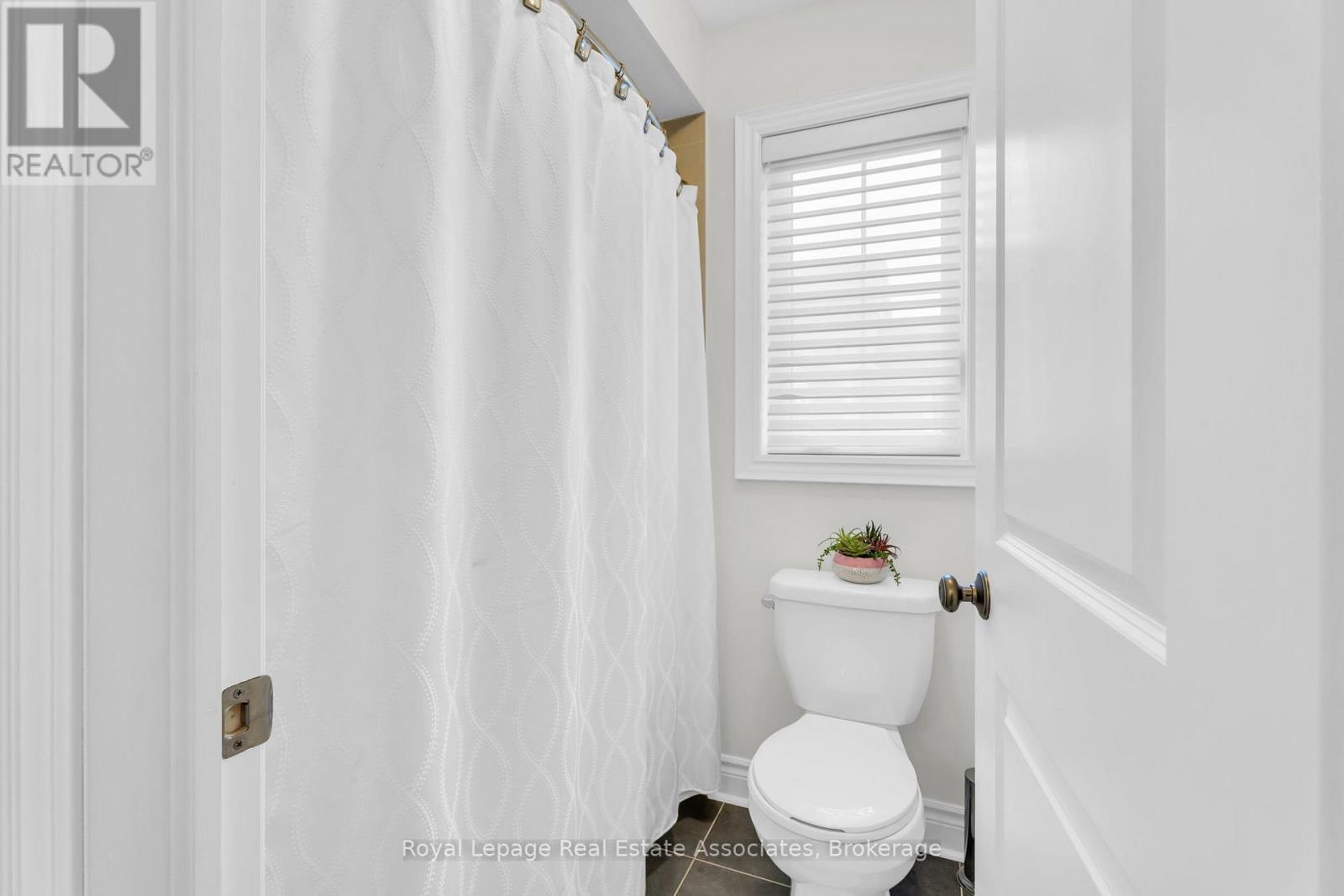 17 Mitchell Crescent, Mono, Ontario  L9W 6W6 - Photo 33 - X12501470