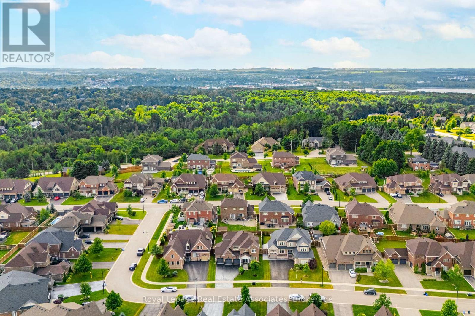 17 Mitchell Crescent, Mono, Ontario  L9W 6W6 - Photo 47 - X12501470