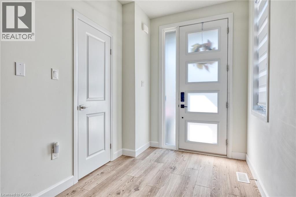 24 Southam Lane, Hamilton, Ontario  L9C 0E9 - Photo 9 - 40793436